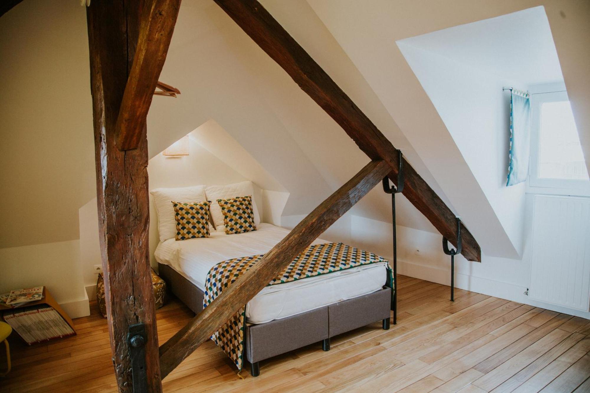 Chambres D'Hote - Maison Des Ecrivains - 50 M De La Cathedrale Et Place Des Jacobins Ле-Ман Екстер'єр фото