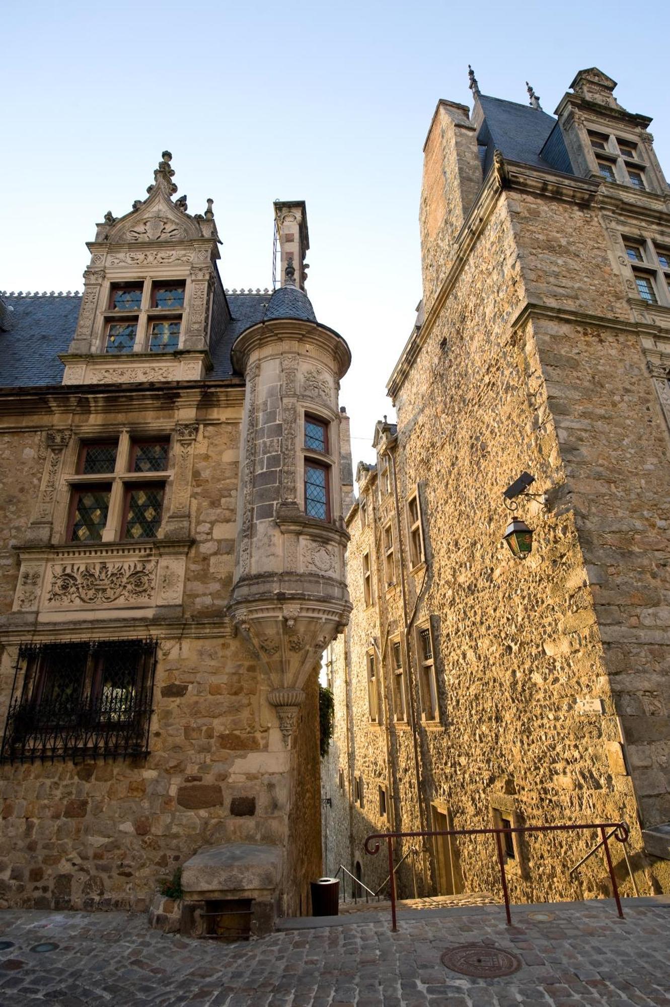Chambres D'Hote - Maison Des Ecrivains - 50 M De La Cathedrale Et Place Des Jacobins Ле-Ман Екстер'єр фото